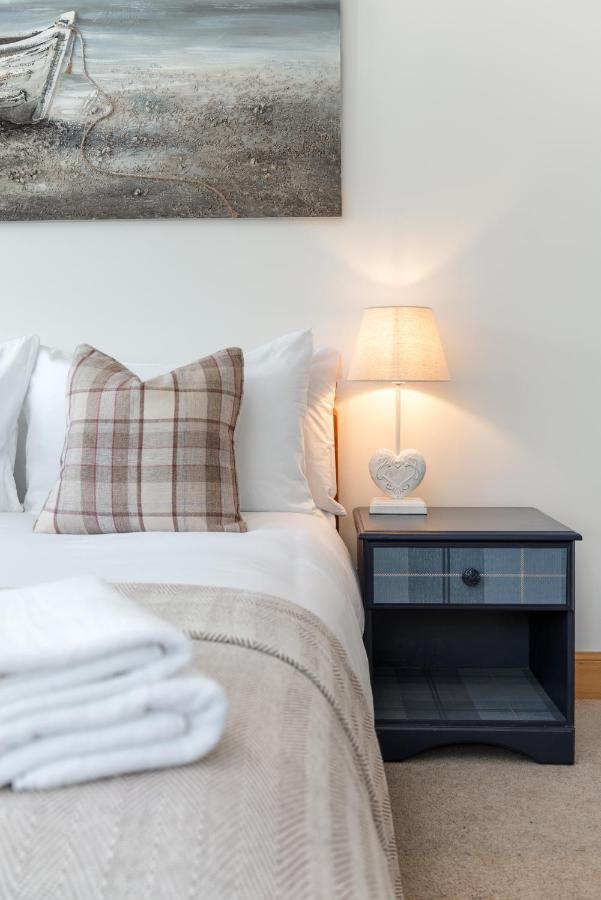 Dormie Cottage, Lovely Bright And Spacious Bungalow With Wood Fire Ballater Exterior photo